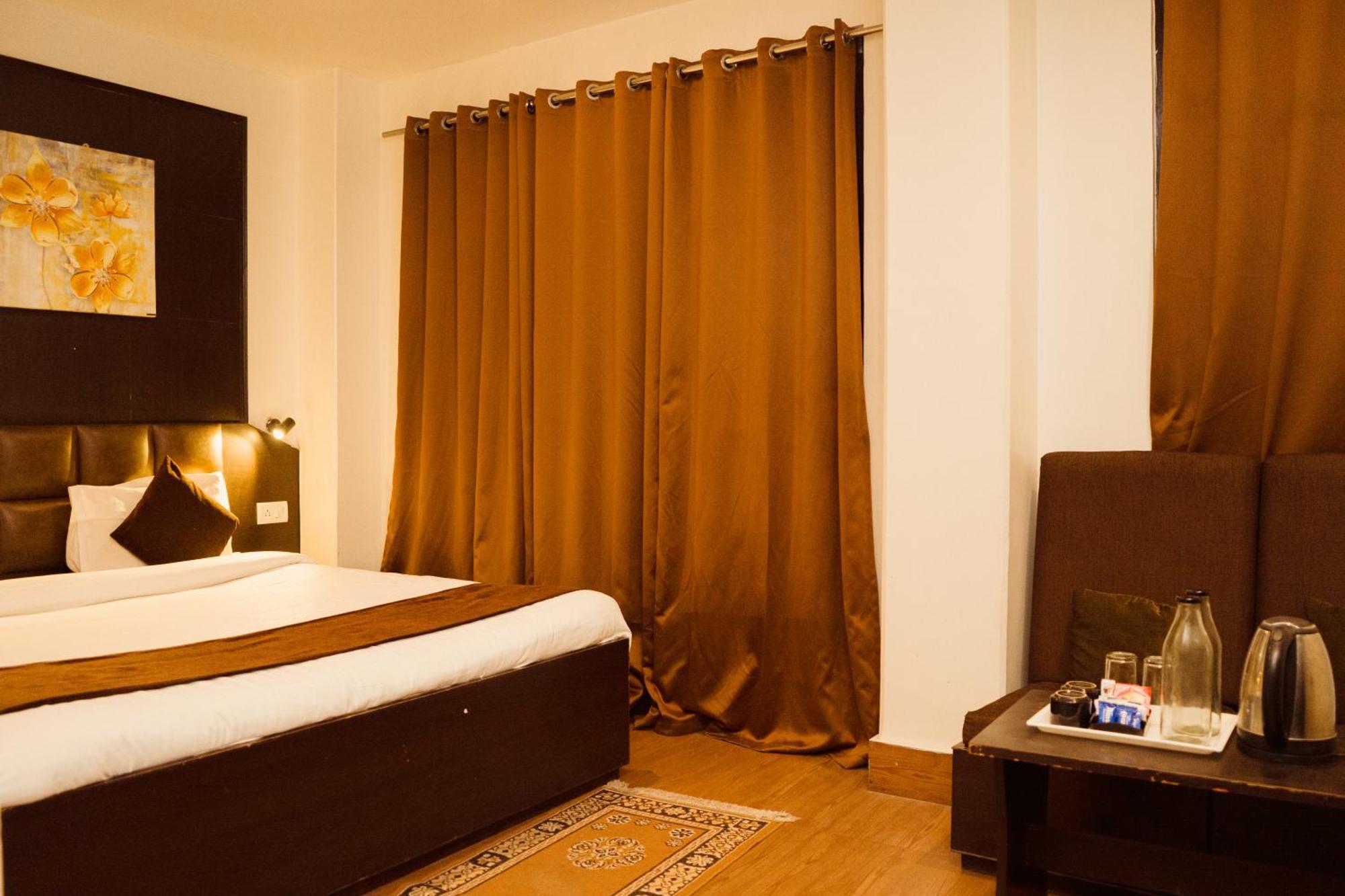 Hotel Siddhi Vinayak Regency, Mg Marg جانجتوك المظهر الخارجي الصورة