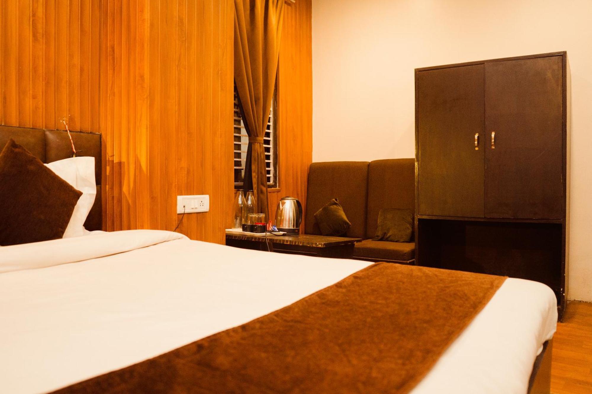 Hotel Siddhi Vinayak Regency, Mg Marg جانجتوك المظهر الخارجي الصورة