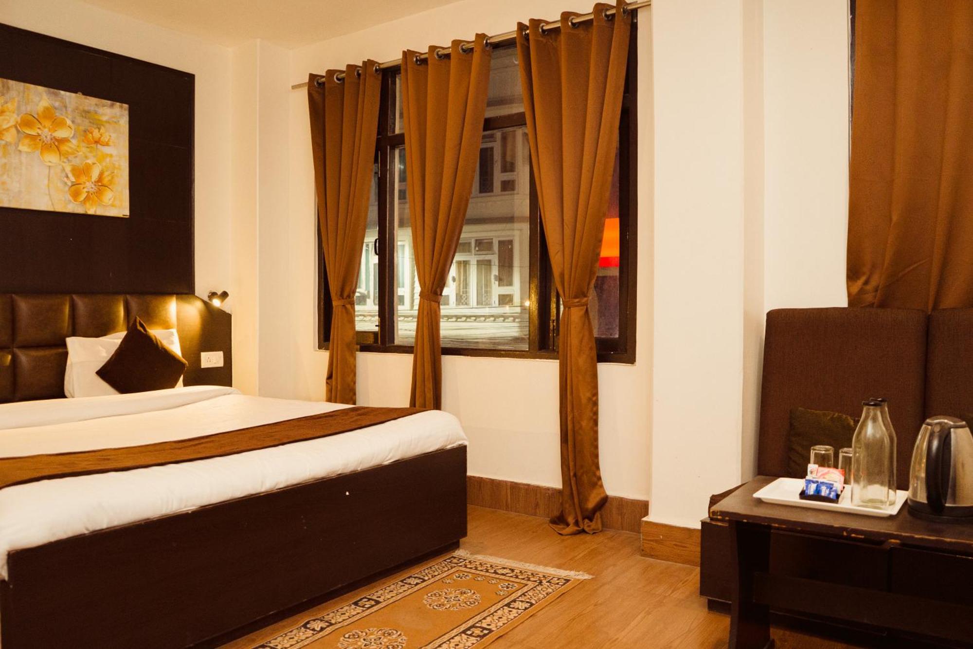Hotel Siddhi Vinayak Regency, Mg Marg جانجتوك المظهر الخارجي الصورة